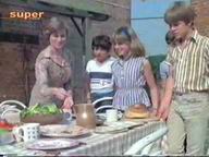 Screenshot (Jocks Mutter l�dt die F�nf Freunde zum Mittagsessen ein)